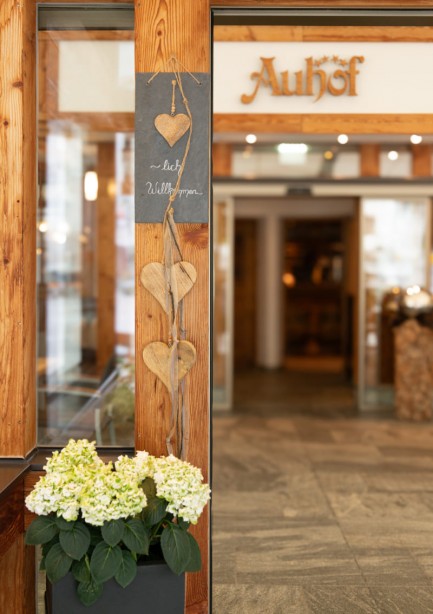 A warm welcome to your family vacation at the Hotel Auhof in Gro&szlig;arl
