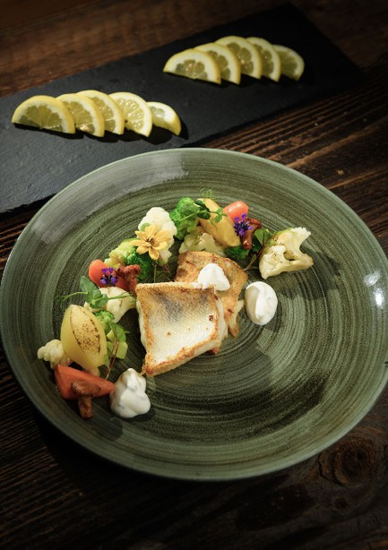 Fisch Filet mit sautiertem Gemüse