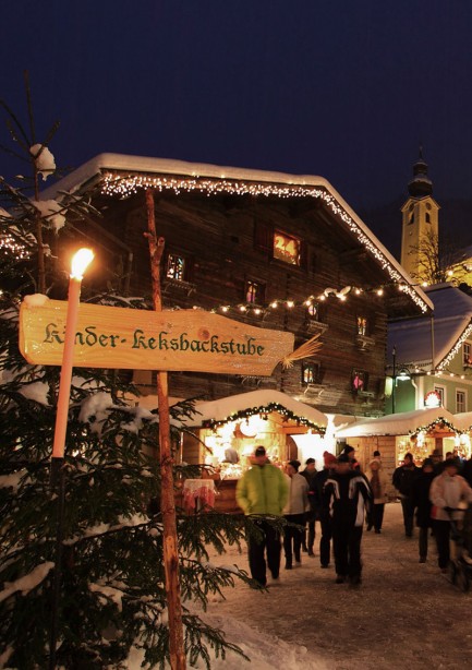 Kinder-Keksbackstube am Adventmarkt © www.grossarltal.info